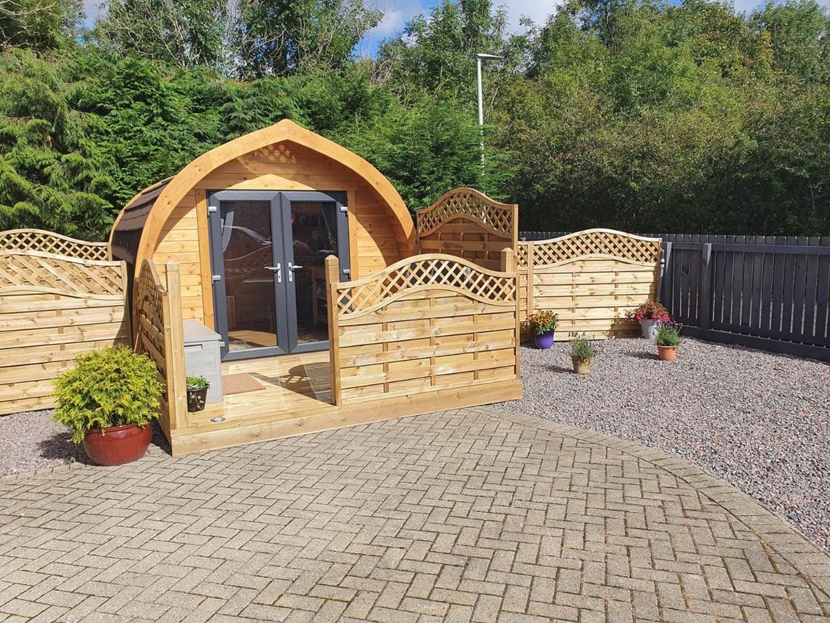 Conifer Cabins Fort William Luaran gambar