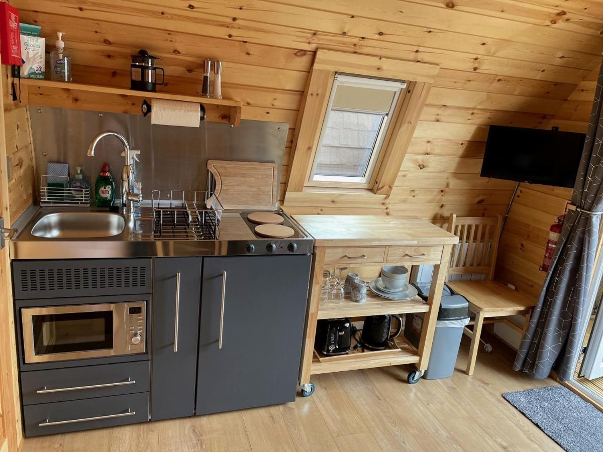 Conifer Cabins Fort William Luaran gambar