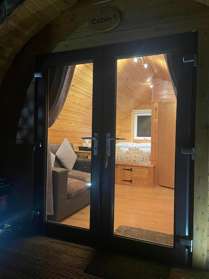 Conifer Cabins Fort William Luaran gambar