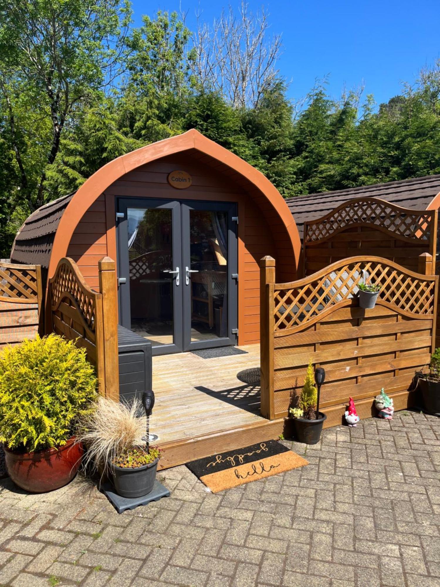 Conifer Cabins Fort William Luaran gambar